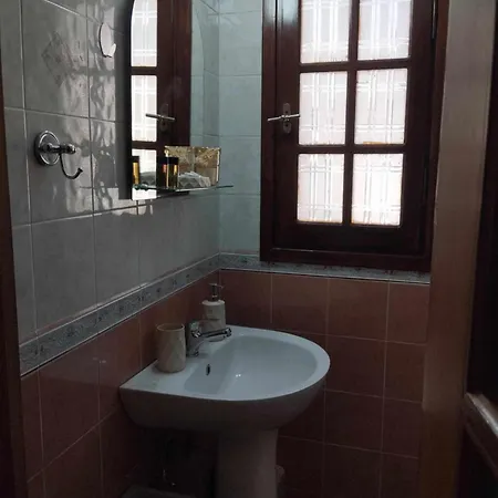 Apartament Lili House *