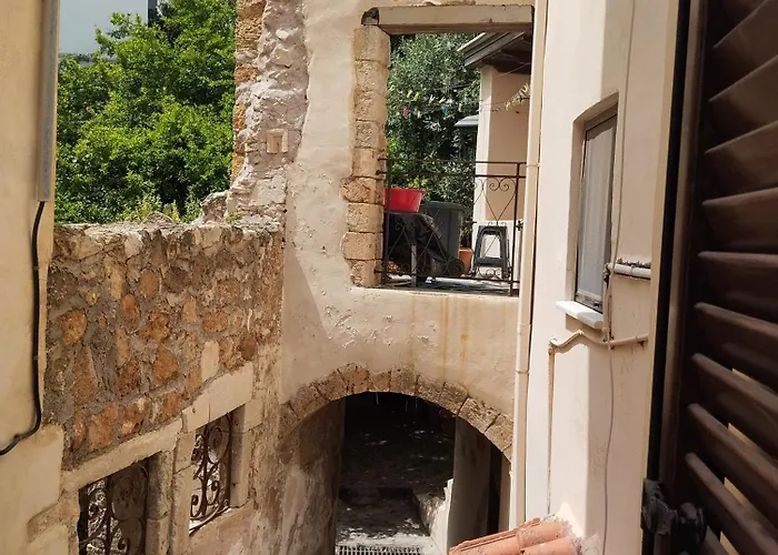 Apartament Lili House *