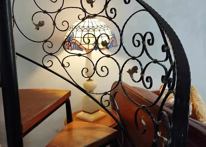 아파트 Lili House